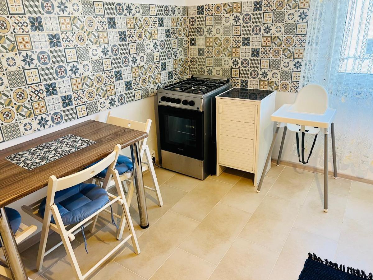By The Sea For Family Apartment มันกาเลีย ภายนอก รูปภาพ
