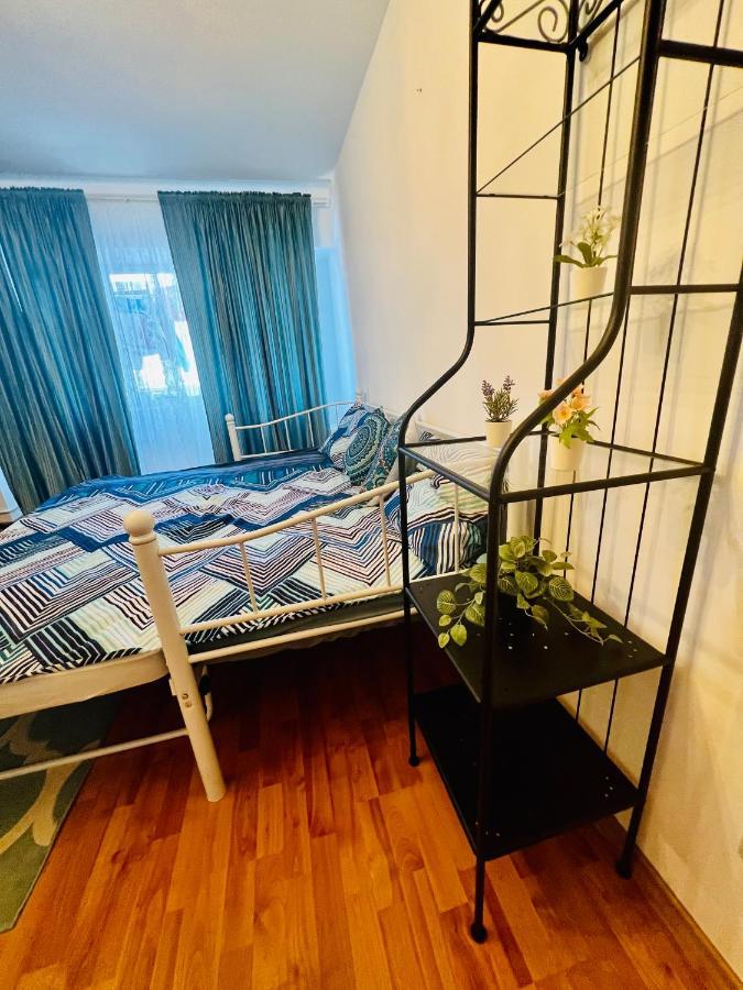 By The Sea For Family Apartment มันกาเลีย ภายนอก รูปภาพ